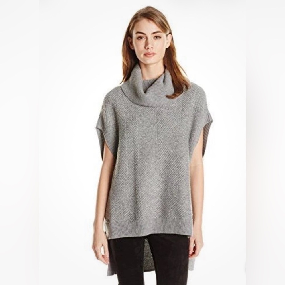 BCBG Max Azria Grey Oversized High Low Knit Vest Wool Blend - size S